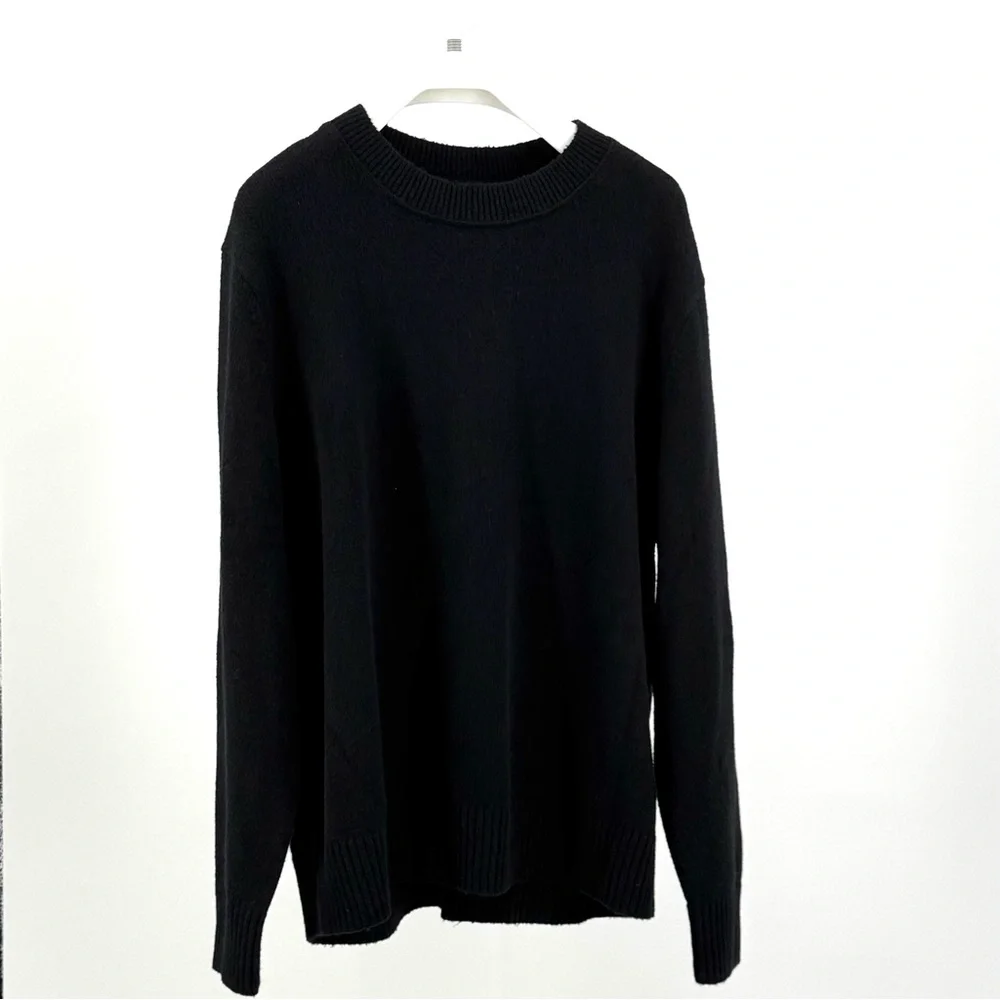Lululemon Men’s Black Cotton Wool Blend Textured Knit Crewneck Sweater Size M